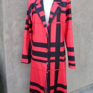 FULL LENGTH RED AND BLACK DUSTER SIZE 2X UNBRANDED